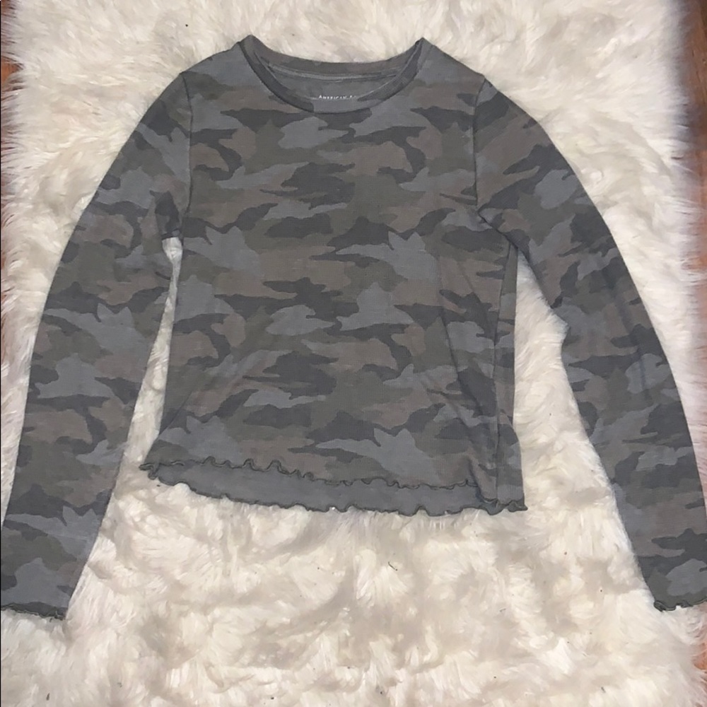 Women’s American Eagle Camo Long Sleeve